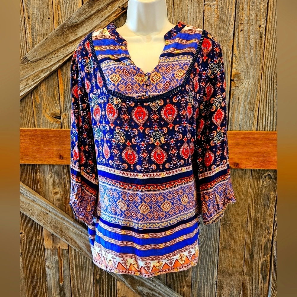 Lucy and Laurel 1X Tunic Top Blouse Geometric Long sleeve v-neck swing Colorful^